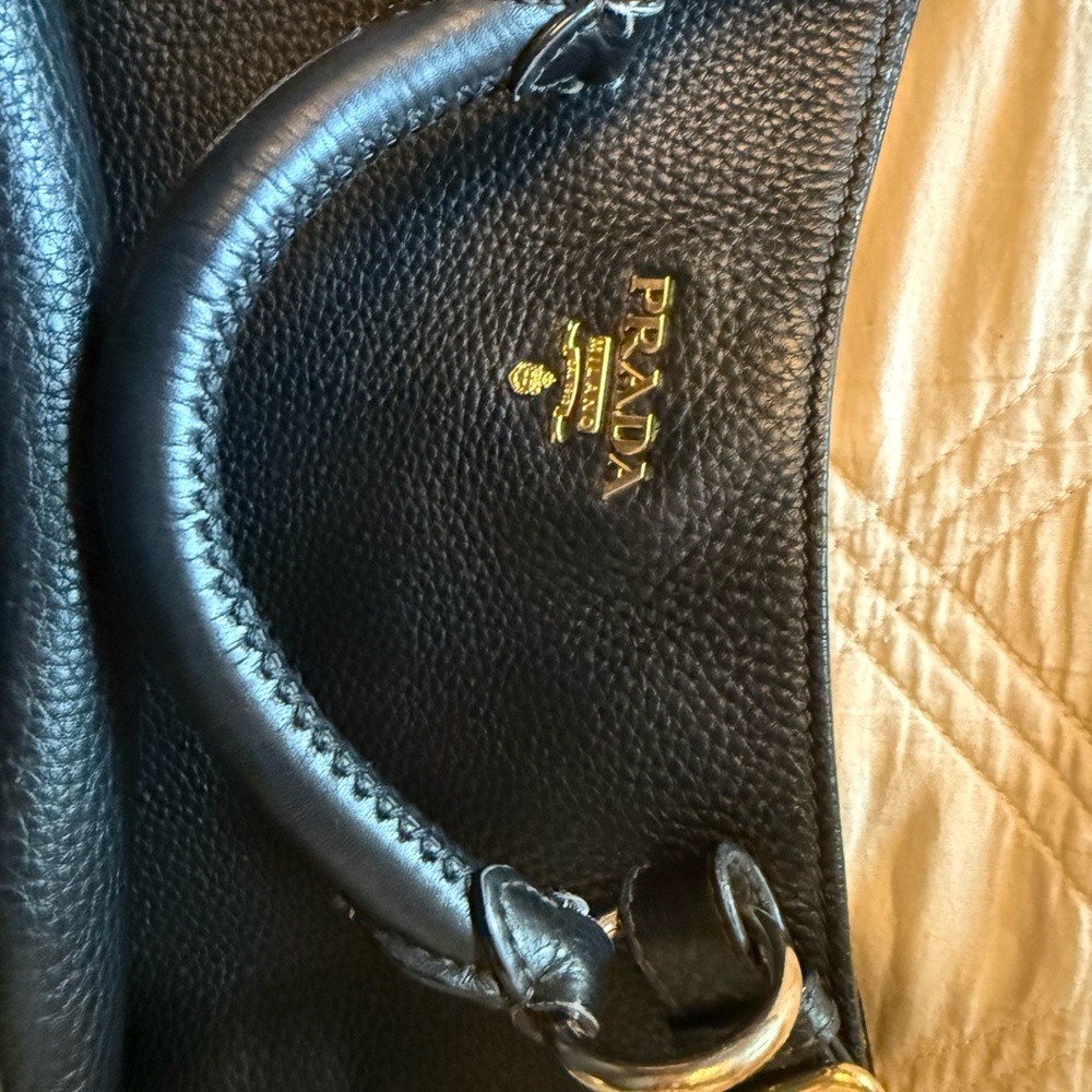 Prada Vitello Daino Black Pebbled Leather Shoulder Hobo with Gold-Tone Logo - Picture 3 of 9